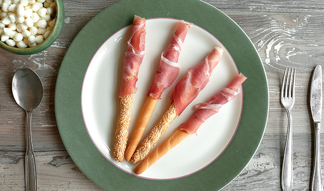 grissino arrotolato prodotto da forno disponibile in diverse referenze